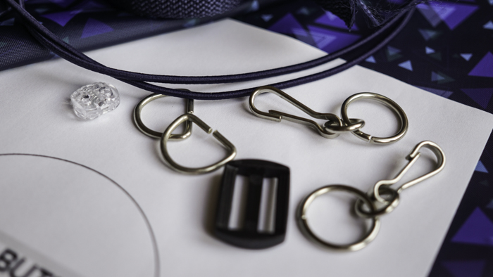 Bottle holder with thermal insulation 42