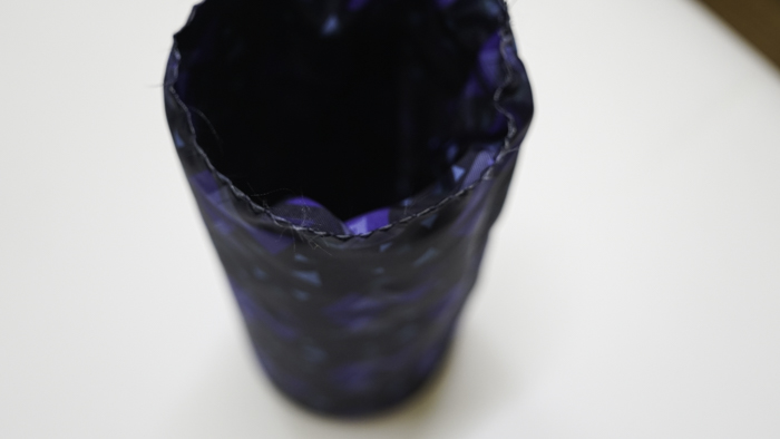 Bottle holder with thermal insulation 66