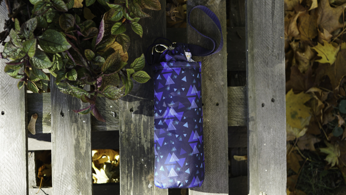 Bottle holder with thermal insulation 77