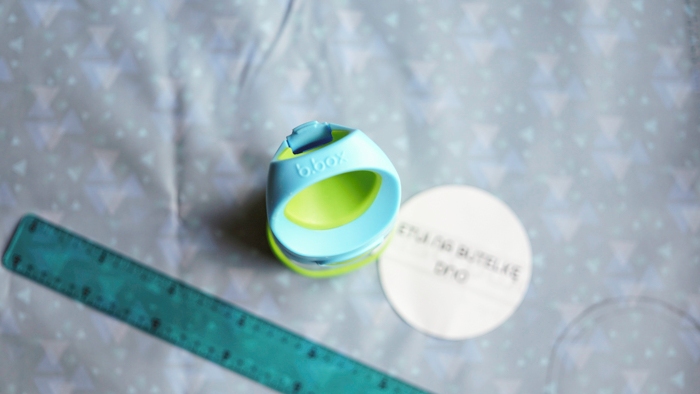 Bottle holder with thermal insulation 45