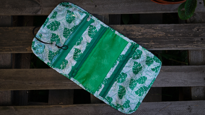 Toiletry bag 89